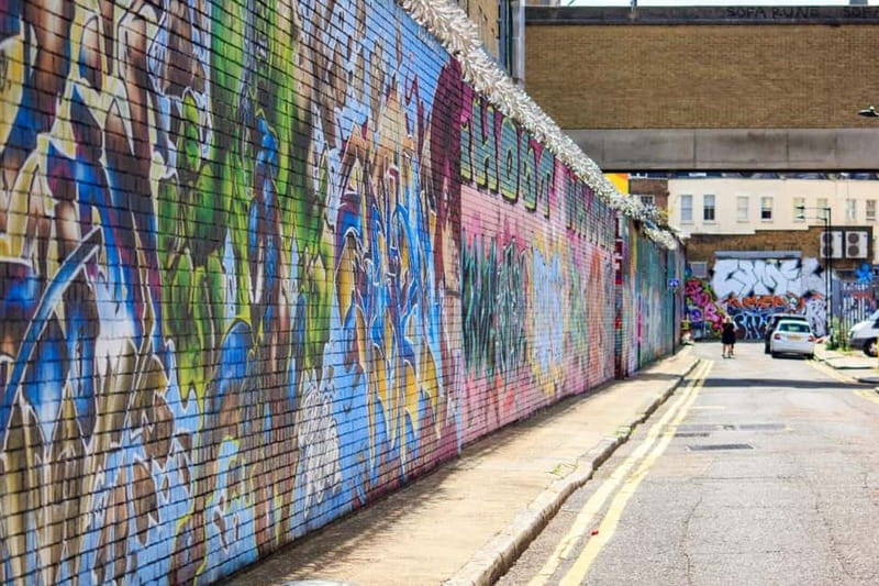 ADVANCED GRAFFITI STREET ART TOUR / SHOREDITCH / EAST LONDON - What the price gets you
