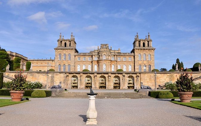 Blenheim Palace Tour and The Cotswolds Day Trip from London - Blenheim Palace: Churchill’s birthplace and a working family home