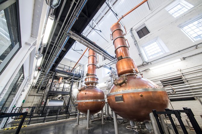 Bombay Sapphire Gin Distillery Tour and Cocktail - Is $30.51 Good Value?