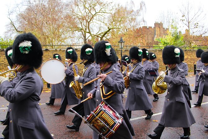 Buckingham Palace & Changing of the Guard Experience - Timing, crowds and the fine print