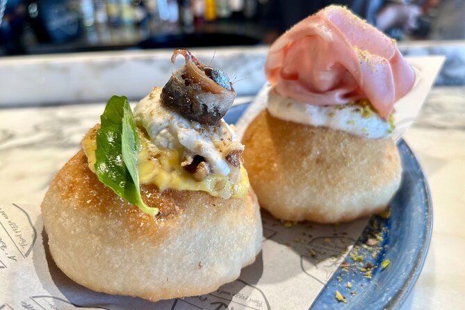 Camden Market Food Tour of 7 Tastings, Gin, Street Food & More - Walking, weather, and planning ahead