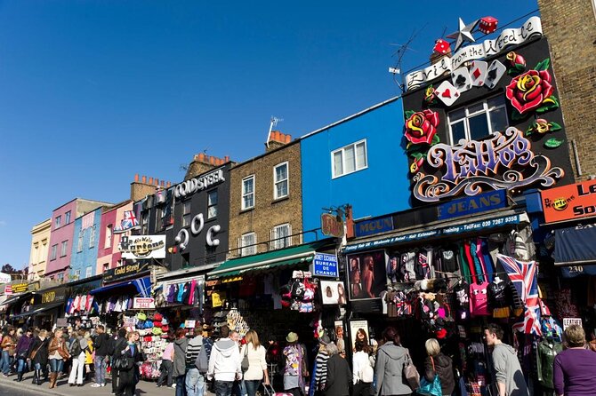Camden Pub Crawl in London - Hosts are a major part of the night