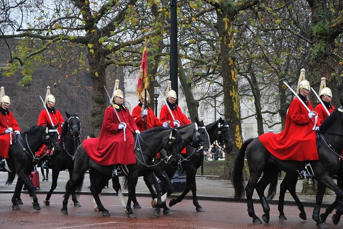 Changing of the Guard Guided Walking Tour in London - What $25.52 buys you