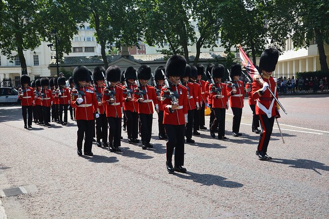 Changing of the Guard Walking Tour - Who will enjoy this walk most?