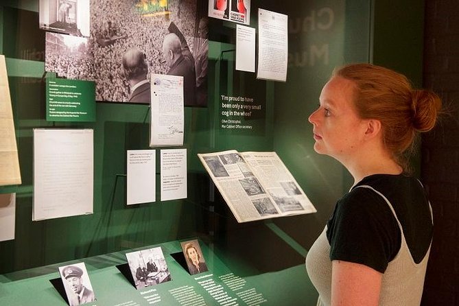 Churchill War Rooms "Behind The Glass" and Private Car Tour - Inside Churchill’s wartime command center