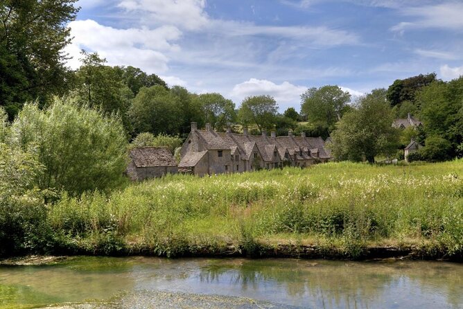 Cotswolds Small Group Tour from London - At a glance: three villages, one long day