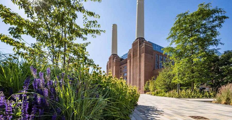 Destination London: E-Bike Tour - A Four-Hour Route That Connects London