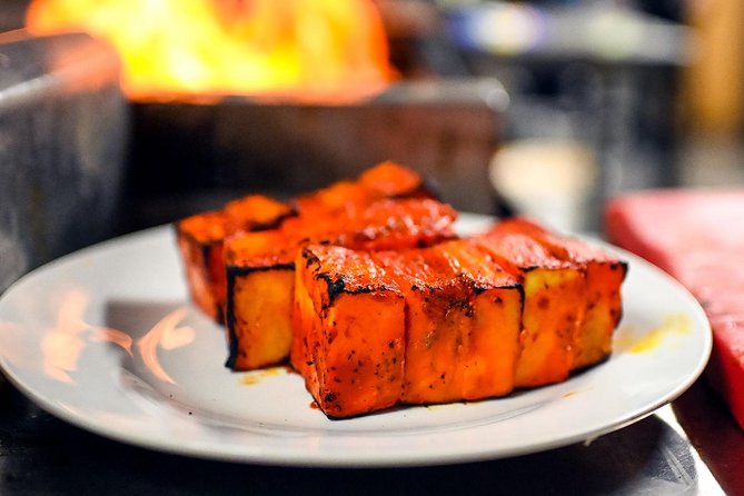 East London Indian Food Tour with 8+ Authentic Food Tastings - The market stop and what it adds