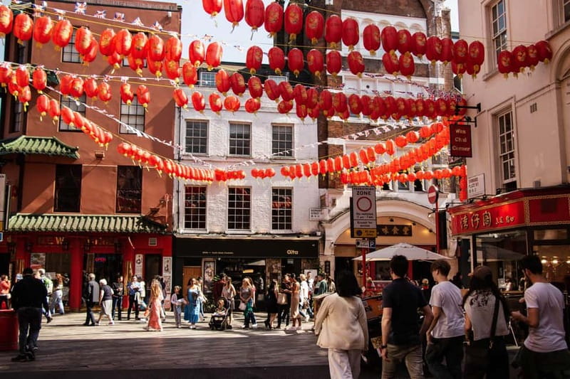 Eating London: Twilight Soho VIP Food & Drinks Tour - Booking details to keep in mind