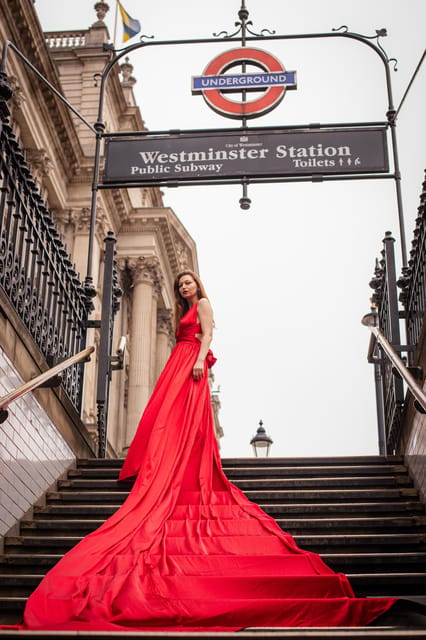 Flying dress professional photoshoot with pro photographer - The dress, the wind, and the assistant