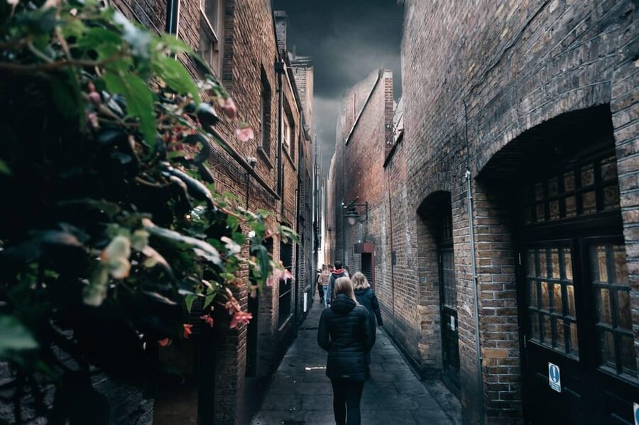 French Language: Original Harry Potter Walking Tour - From Southwark to the wizarding world