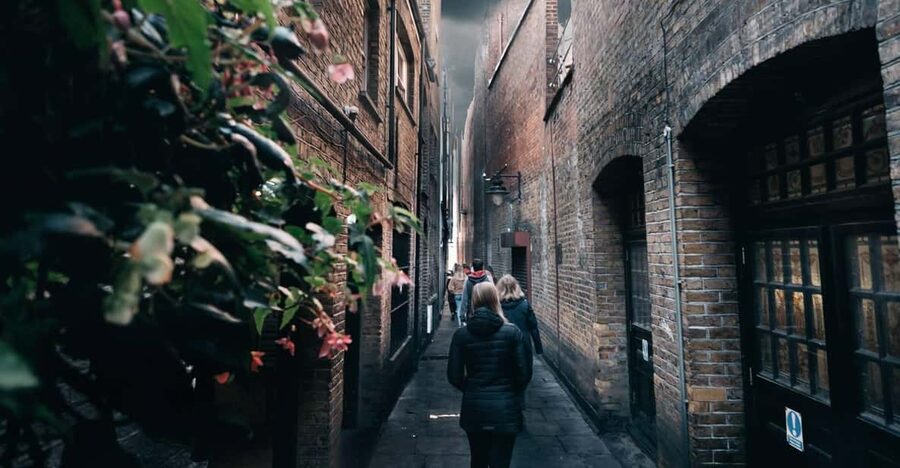 French Language: Original Harry Potter Walking Tour - Trafalgar Square, Diagon Alley and the West End finish
