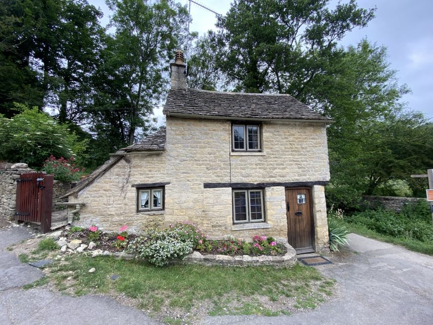 From London: Cotswolds Villages Guided Day Tour - A full day beyond London
