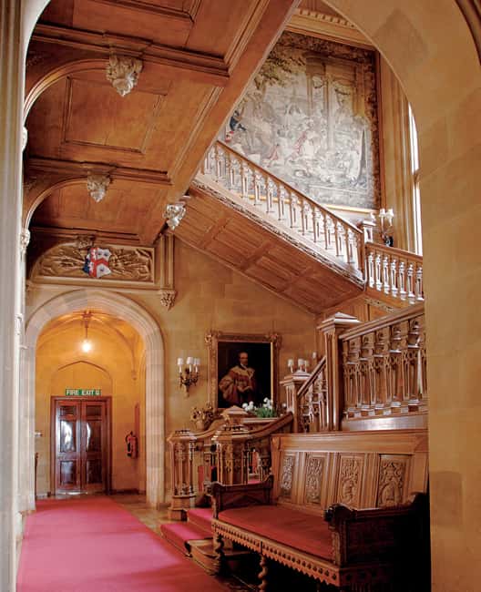 From London: Day Trip to Downton Abbey, Oxford and Bampton - FAQ