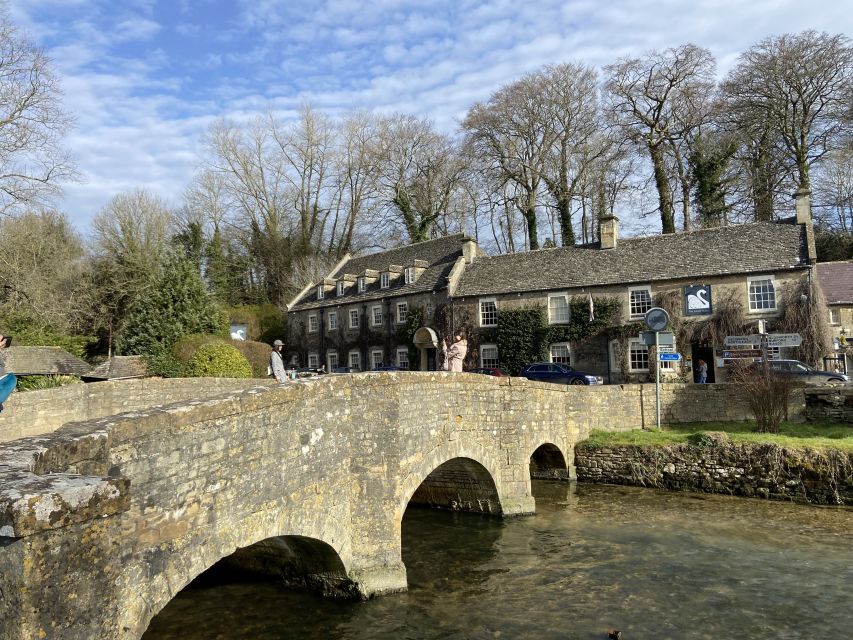 From London: Full-day Cotswolds Tour with Optional Lunch - Burford’s sloping High Street