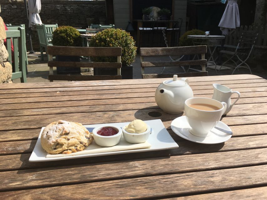 From London: Full-Day Guided Tour of the Cotswolds - FAQ