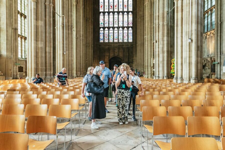 From London: Leeds Castle, Canterbury Cathedral & Dover - Kent Between the Stops