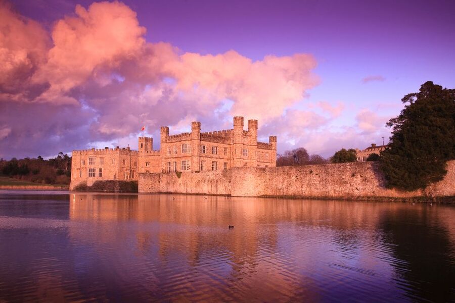 From London: Leeds Castle, Canterbury, Dover and Greenwich - A full day that links four very different places