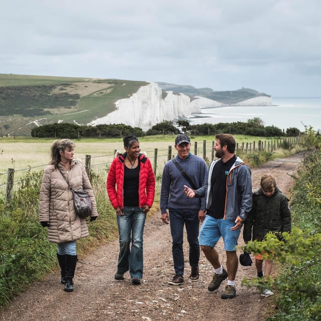 From London: Seven Sisters and Brighton Full-Day Tour - The day at a glance