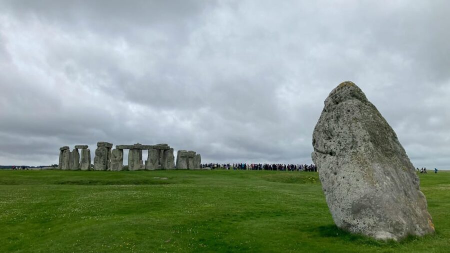 From London: Stonehenge Day Trip with Audioguide - The London departure: check in by Victoria Station