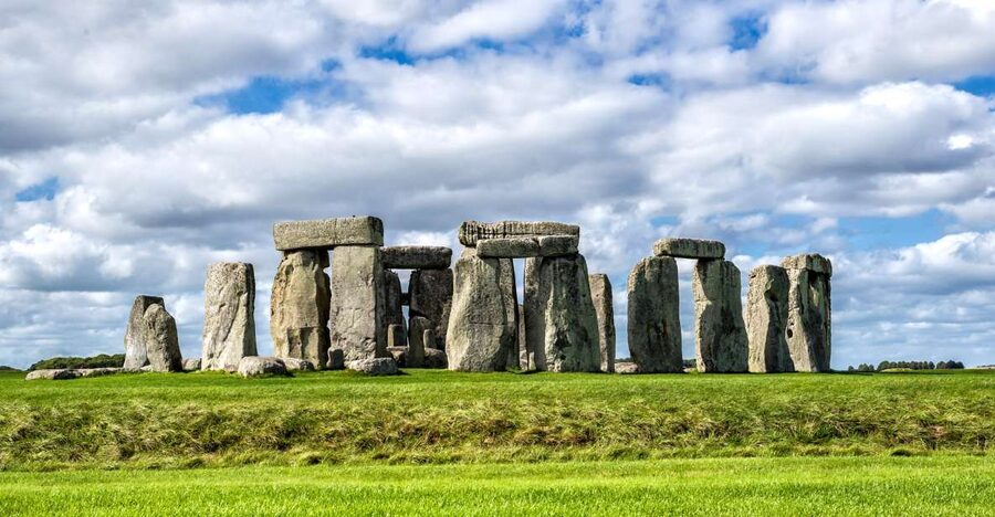 From London: Stonehenge Morning Day Trip with Admission - What the price covers, and what it does not