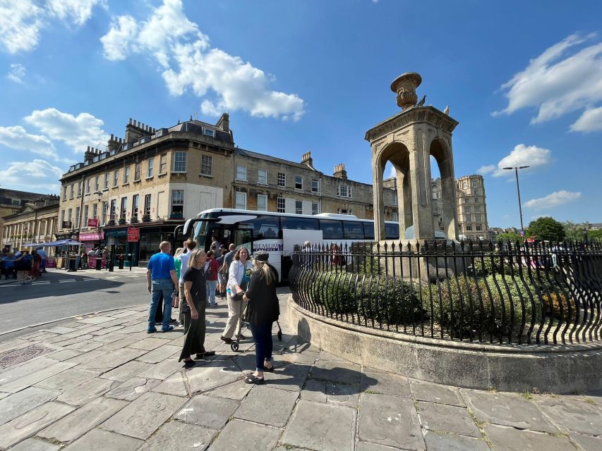 From London: Stonehenge & Roman Baths Full-Day Trip - From Victoria Coach Station to the countryside