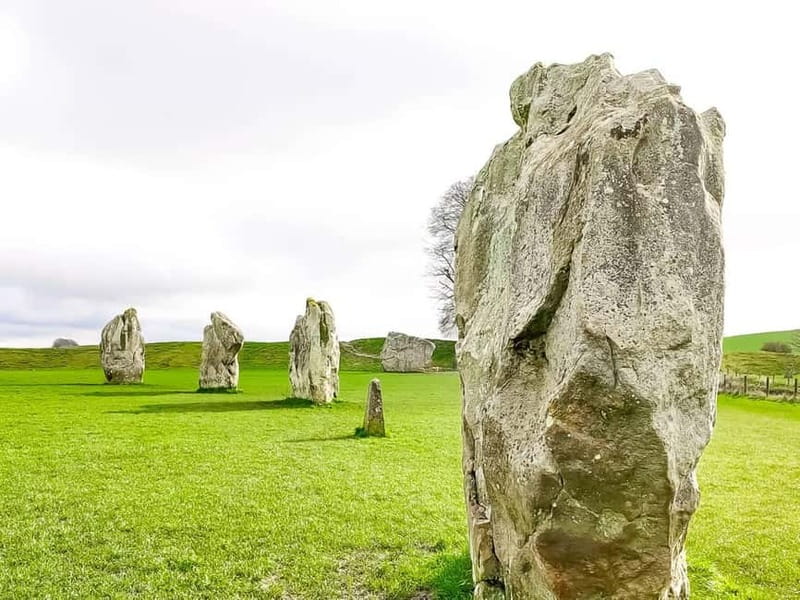 From London: Stonehenge & The Stone Circles of Avebury Tour - Stonehenge brings the day to its famous finish