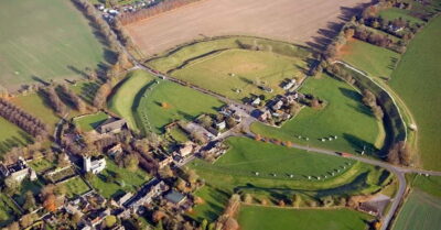 Stonehenge & The Stone Circles of Avebury Tour