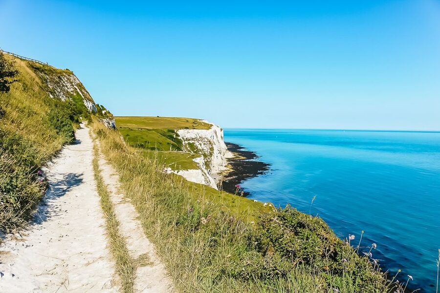 From London: White Cliffs of Dover and Canterbury Day Trip - The day at a glance