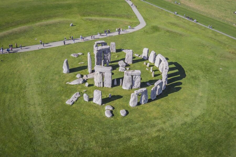 From London: Windsor Castle and Stonehenge Day Trip - What the price includes, and what to check