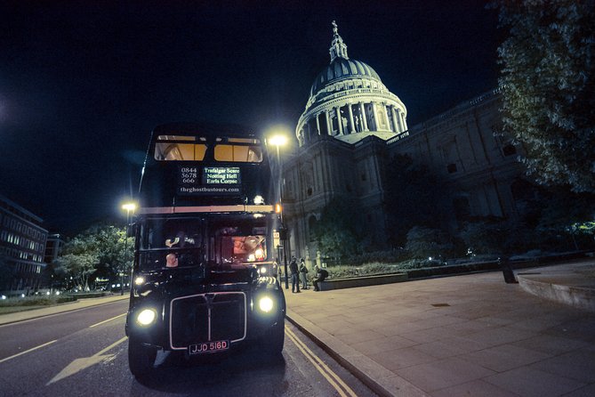 Ghost Bus Tour of London - Whitehall mysteries and a black dog at Newgate
