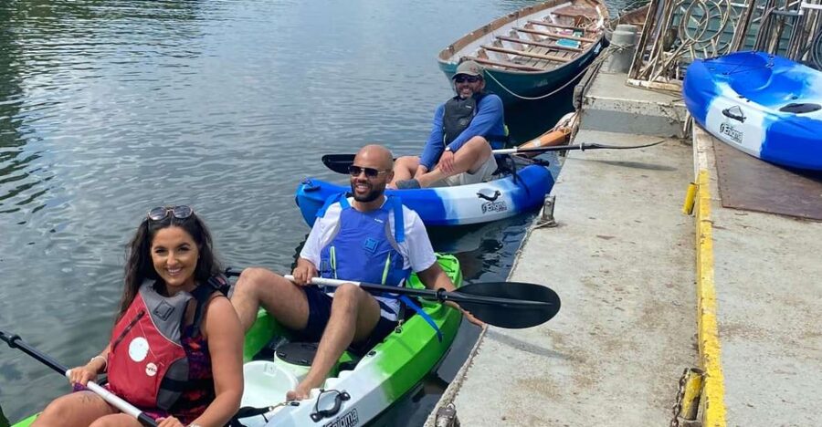 Group Kayak Experience on the beautiful Thames at Richmond - Letting the tide choose the route
