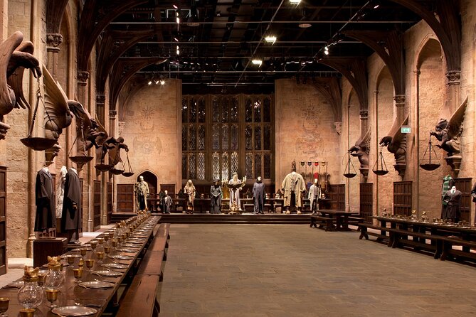 Harry Potter Warner Bros. Studio Tour with Transport from London - Platform 9¾, the Hogwarts Express, and Diagon Alley