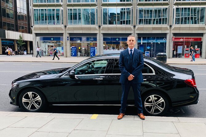 Heathrow Airport Taxi - Private Transfer to/from London - Choose the vehicle around bags, not just people
