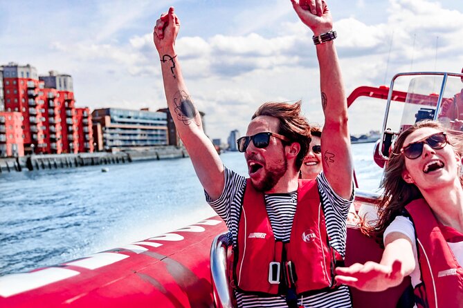 High-Speed Thames River Speedboat in London - Who should book this Thames ride?