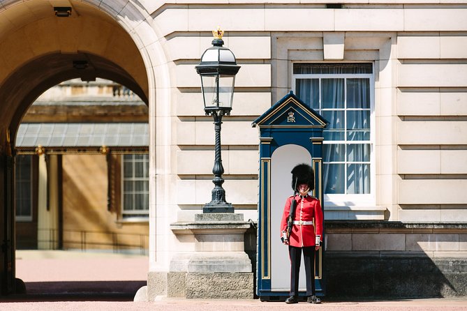 Highlights of Royal London Bike Tour including Hyde Park - The Royal Parks: a welcome change of pace