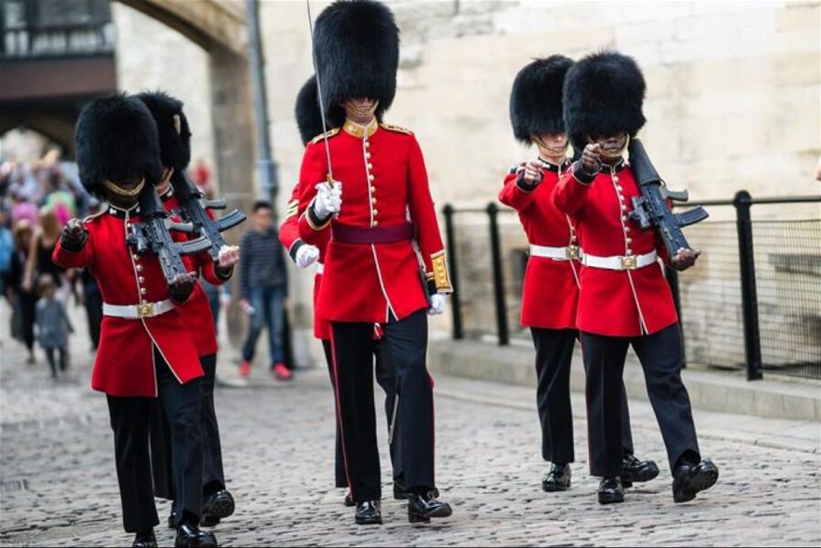Hop on Hop off London Bus Tour & Tower of London - Key points before you book