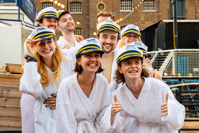 Hot Tub Boat Tour in London - London's most unique tour - Warm water, weather and what to pack