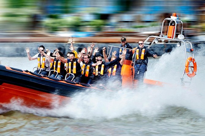 Iconic Sights of London: High-Speed Boat Trip - Tower Bridge makes a dramatic starting point