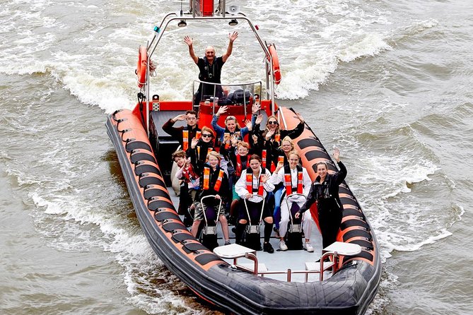 Iconic Sights of London: High-Speed Boat Trip - Canary Wharf is where the throttle opens