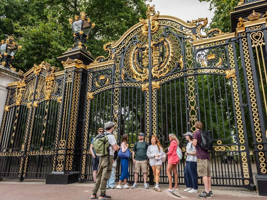 Inside Buckingham Palace & See The Westminster Sights Tour - Who should book this tour?