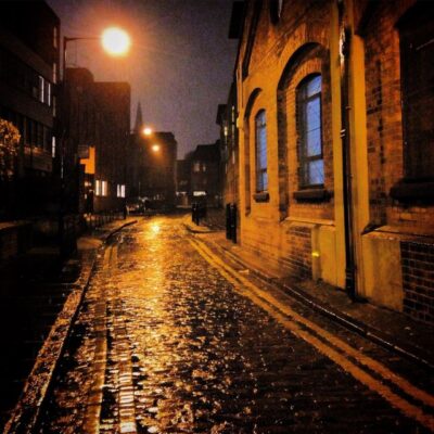 Jack the Ripper: Solve the Crime Walking Tour (Kids Free!)