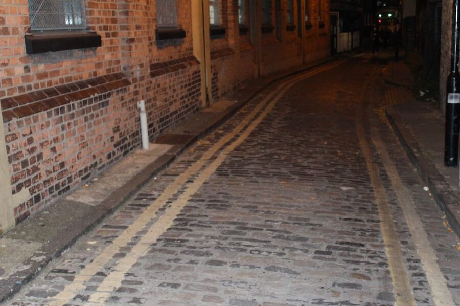 Jack The Ripper Tour in London's East End - Starting beside Liverpool Street