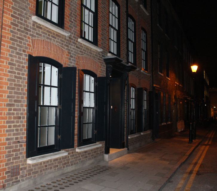 Jack The Ripper Tour in London's East End - Murder sites and the people behind the case