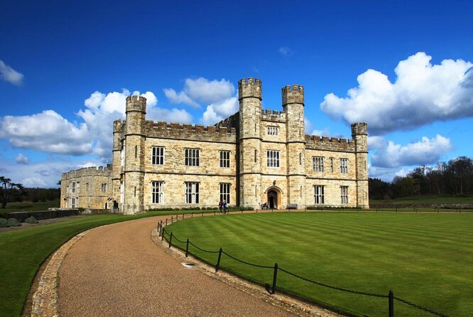 Leeds Castle, Cliffs of Dover and Canterbury Day Trip from London with Guided Cathedral Tour - The useful details at a glance