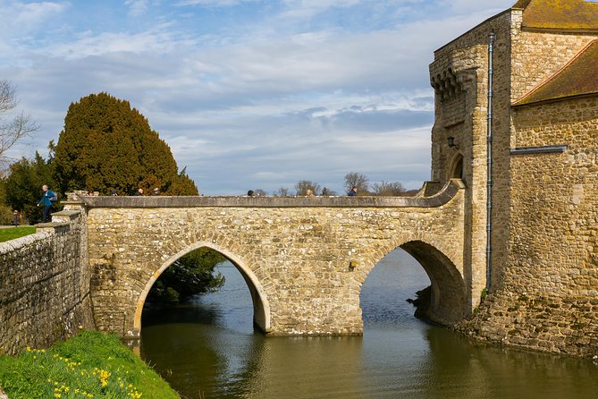 Leeds Castle, Cliffs of Dover and Canterbury Day Trip from London with Guided Cathedral Tour - What the price buys, and what it does not