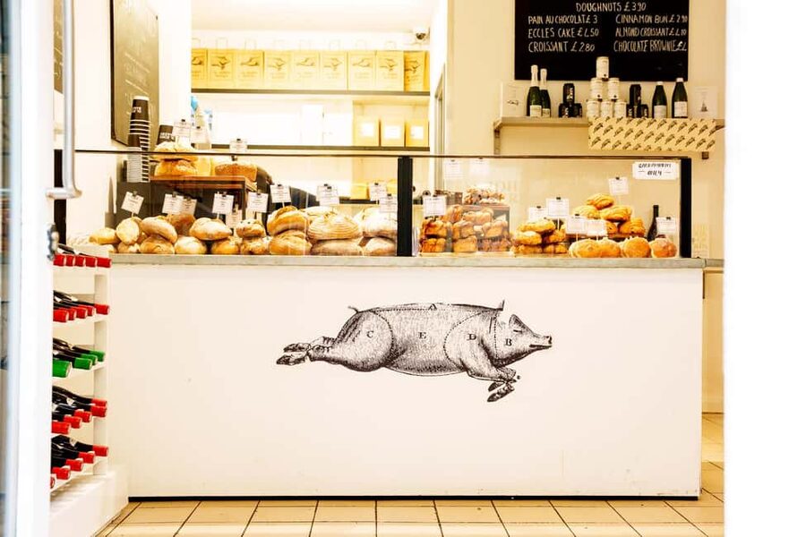 Local Foodie Adventure in London: 10+dishes, drinks and more - Should you book this Soho food tour?