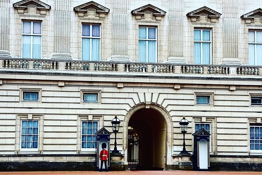 London: 30 London Sights Guided Walking Tour - Is $63 a fair price?
