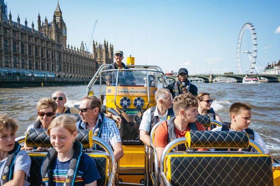 London: 45-Minute Speedboat Sightseeing Tour - Is $77 worth it?