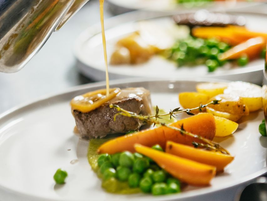 London: 6-Course Gourmet Dinner on a Luxury Coach - Landmarks from St. Paul’s to Westminster